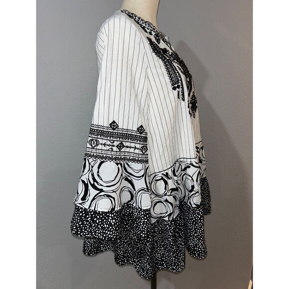 Calessa Women’s Embroidered Patchwork Split V-Neck 3/4 Bell Sleeve Tunic size M - Picture 7 of 10